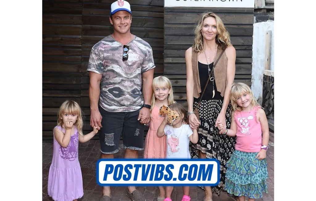 Holly Hemsworth with Chris Hemsworth Liam Hemsworth and family